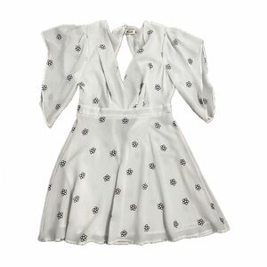 NWT Essue Floral Print White Dress